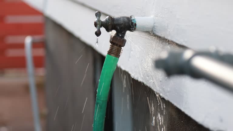 Affordable siding repair and maintenance services in Lechee, AZ
